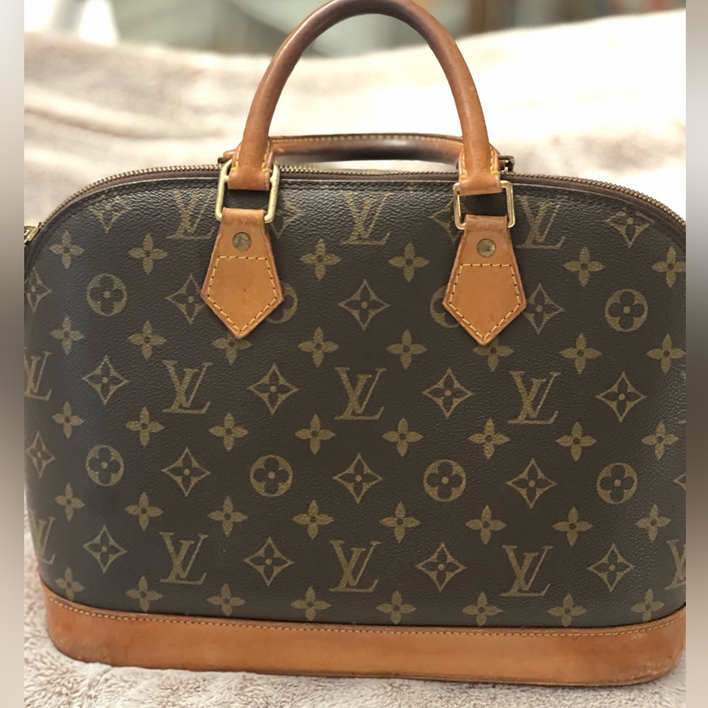 Louis Vuitton Alma bag AUTHENTIC - Picture 2 of 16